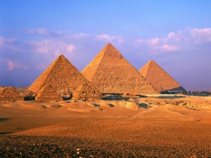 pyramids of giza